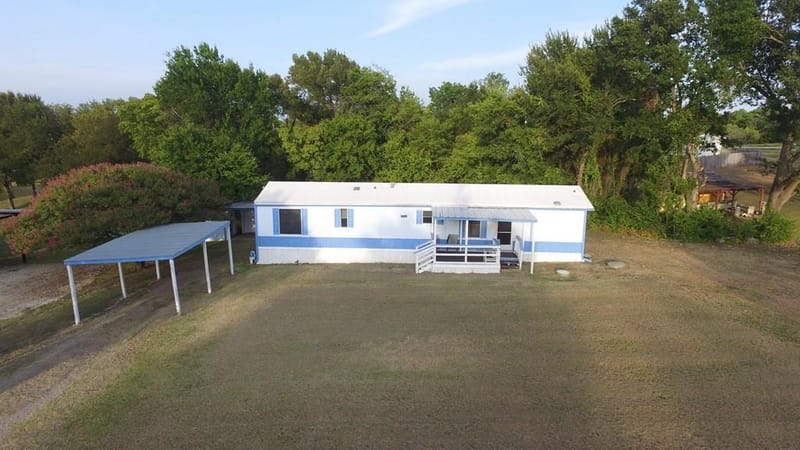 507 Mason Drive, Seven Points TX 75143 - Photo 3