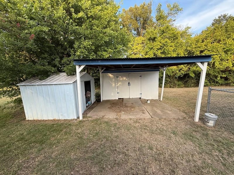507 Mason Drive, Seven Points TX 75143 - Photo 10