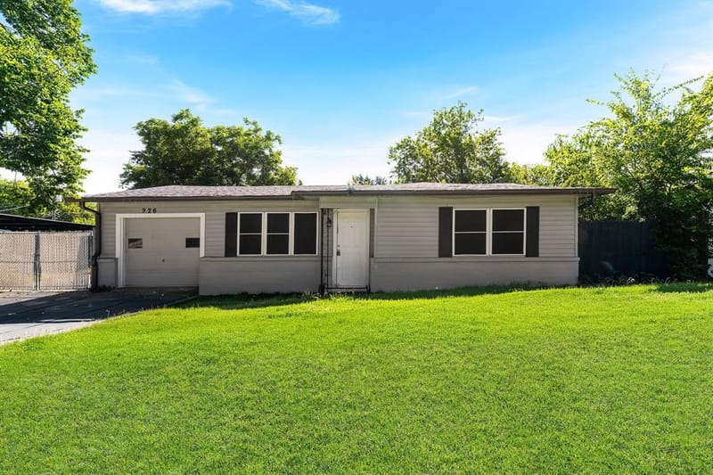 926 Powell Road, Mesquite TX 75149 - Photo 2