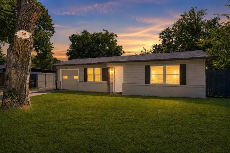 926 Powell Road, Mesquite TX 75149