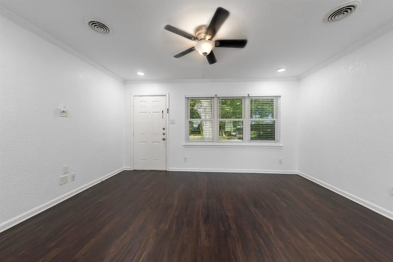 926 Powell Road, Mesquite TX 75149 - Photo 5
