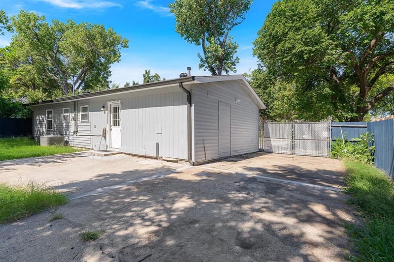 926 Powell Road, Mesquite TX 75149 - Photo 21