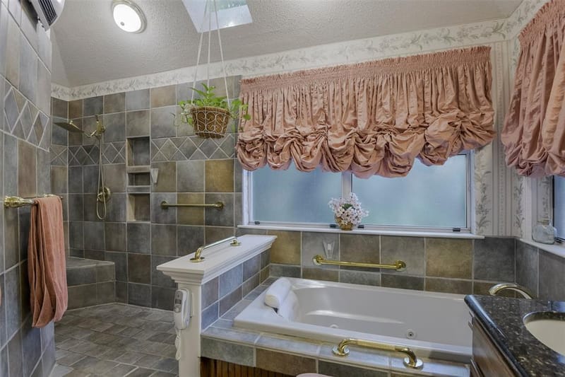 4908 Arborgate Drive, Arlington TX 76017 - Photo 17