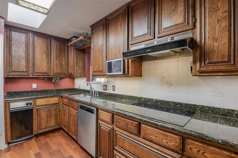4908 Arborgate Drive, Arlington TX 76017 - Photo 4