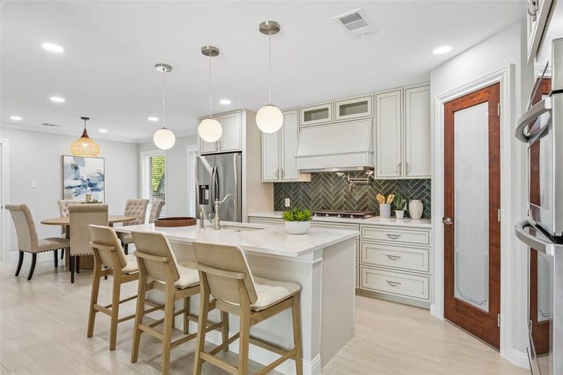 1231 S Montclair Avenue, Dallas TX 75208 - Photo 9