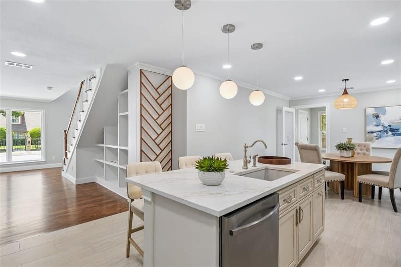 1231 S Montclair Avenue, Dallas TX 75208 - Photo 14