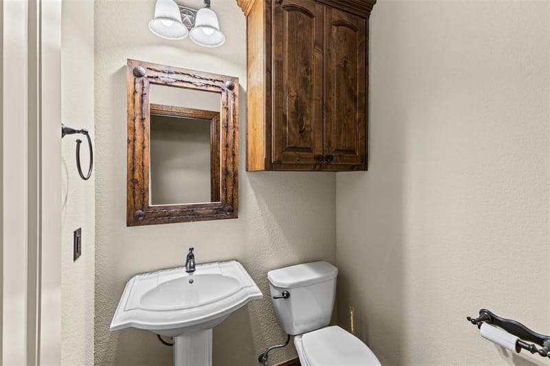 2407 Wills Way Drive, Granbury TX 76049 - Photo 34