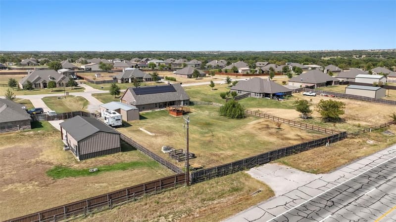 117 Heather Lane, Decatur TX 76234 - Photo 33