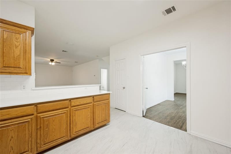 600 Sunfish Drive, Crowley TX 76036 - Photo 7