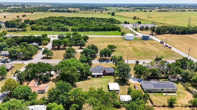 507 W South Street, Whitesboro TX 76273 - Photo 27