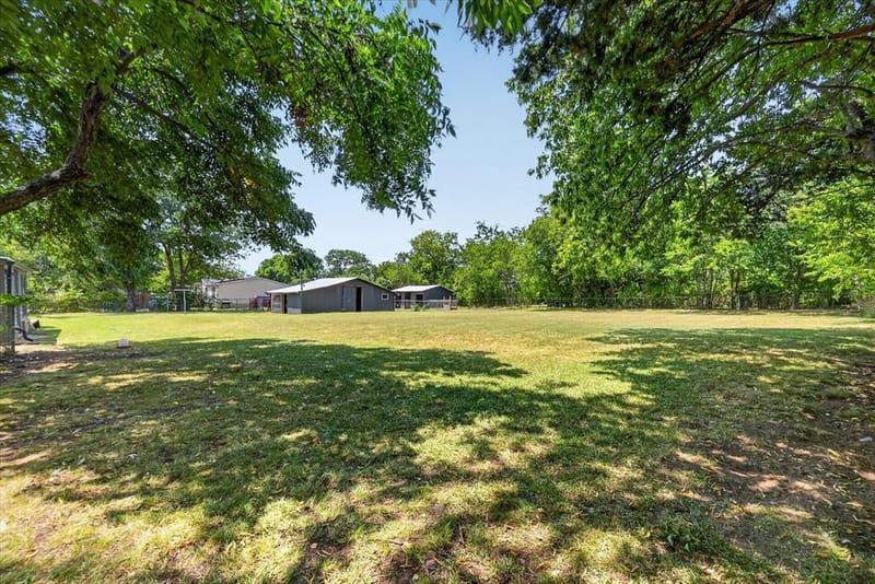 507 W South Street, Whitesboro TX 76273 - Photo 29