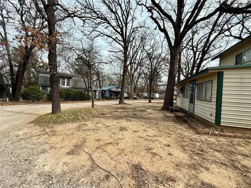301 Cedar Point Circle, Gordonville TX 76245 - Photo 33