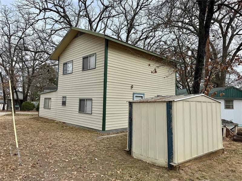 301 Cedar Point Circle, Gordonville TX 76245 - Photo 11