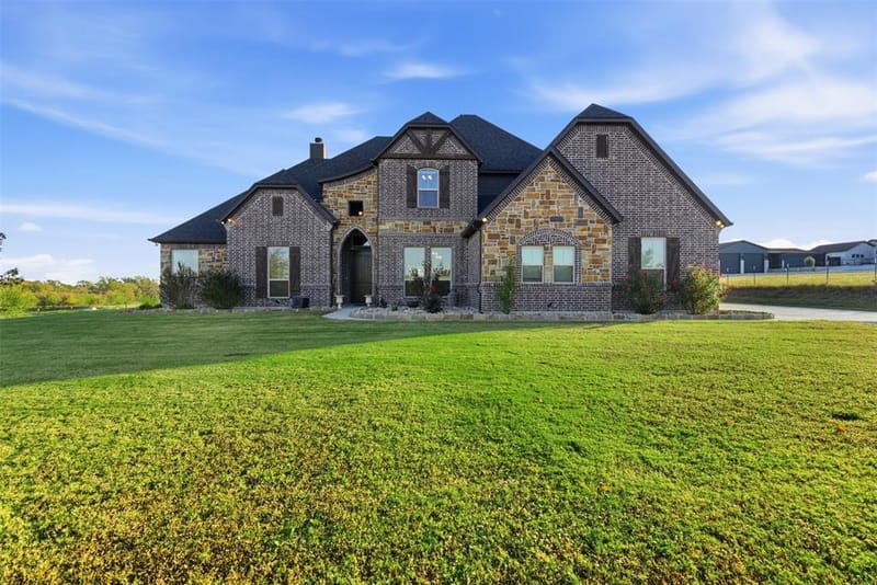 6298 Belz Road, Sanger TX 76266