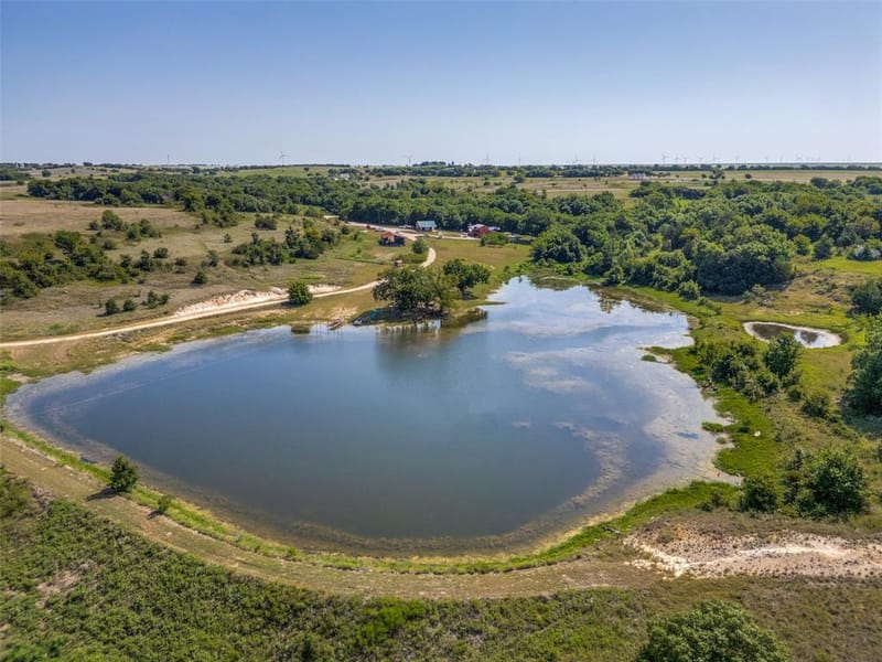 9752 County Road 341, Muenster TX 76252