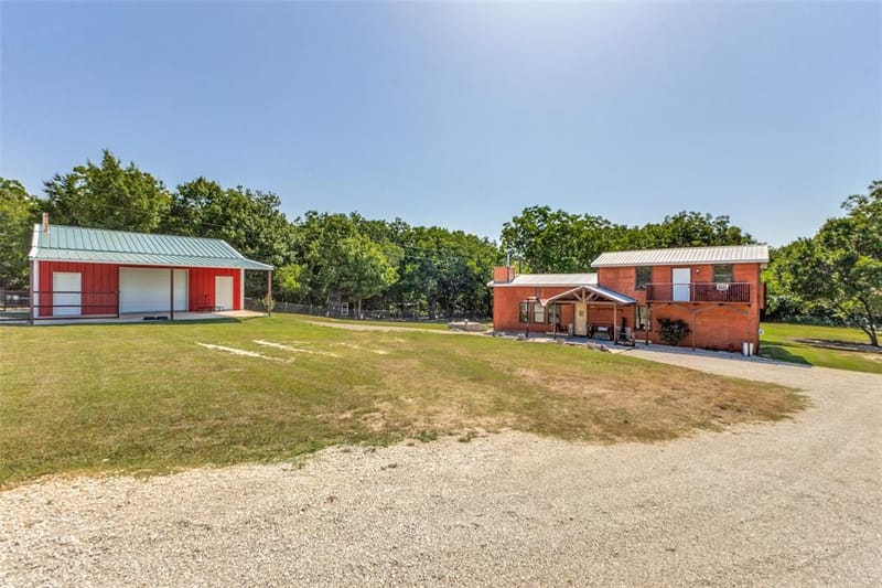 9752 County Road 341, Muenster TX 76252 - Photo 14