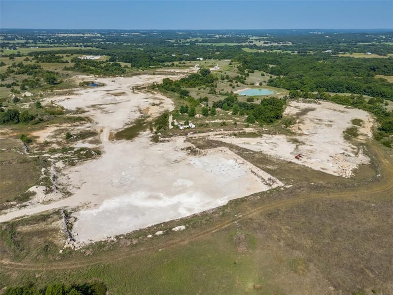 9752 County Road 341, Muenster TX 76252 - Photo 8