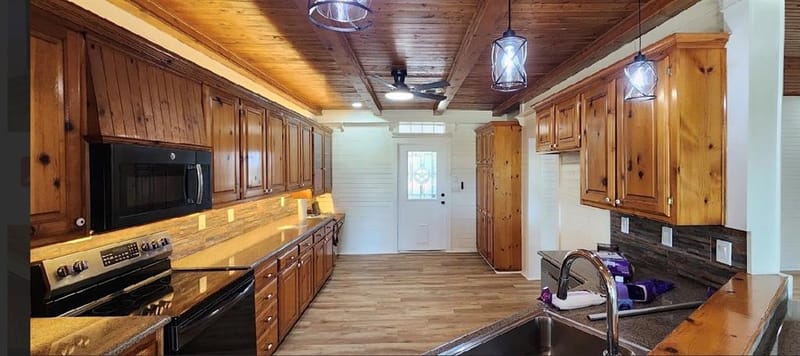 648 County Road 1591, Sunset TX 76270 - Photo 8