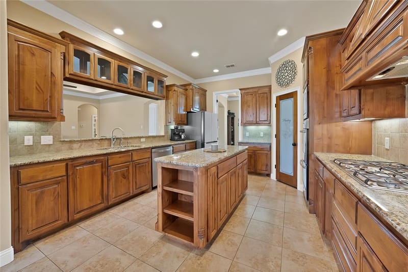 220 Pinnacle Peak Lane, Weatherford TX 76087 - Photo 12