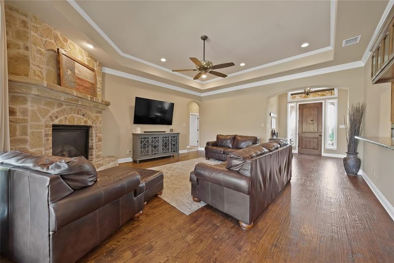 220 Pinnacle Peak Lane, Weatherford TX 76087 - Photo 7