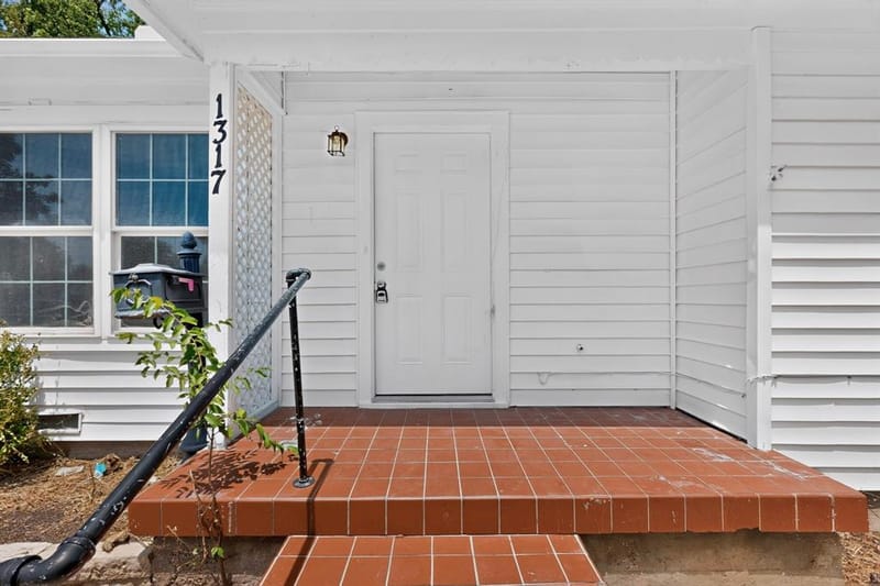 1317 Lakeside Drive, Garland TX 75040 - Photo 3