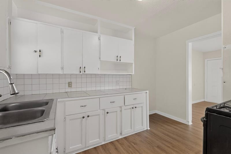 1317 Lakeside Drive, Garland TX 75040 - Photo 14