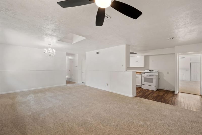 13545 Flagstone Lane, Dallas TX 75240 - Photo 10