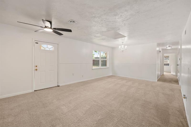 13545 Flagstone Lane, Dallas TX 75240 - Photo 11