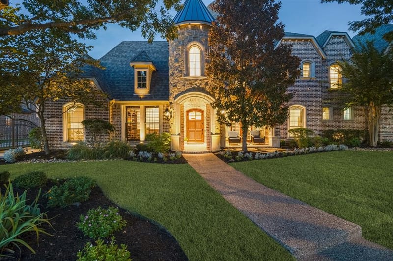 1304 Overland Drive, Murphy TX 75094