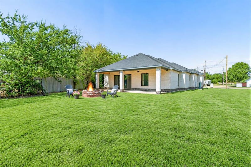126 Port O Call Court, Runaway Bay TX 76426 - Photo 35