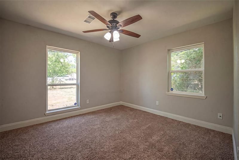 611 S Dallas Street, Palmer TX 75152 - Photo 17