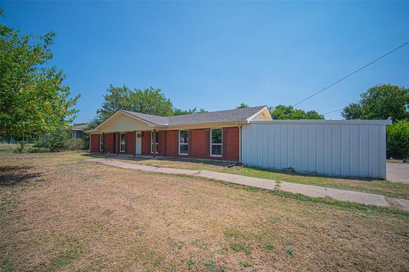 611 S Dallas Street, Palmer TX 75152 - Photo 32
