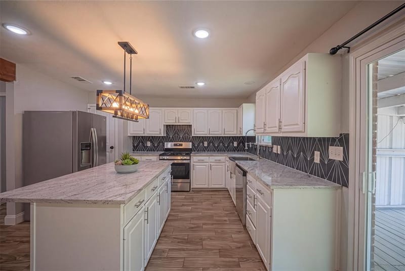 611 S Dallas Street, Palmer TX 75152 - Photo 4