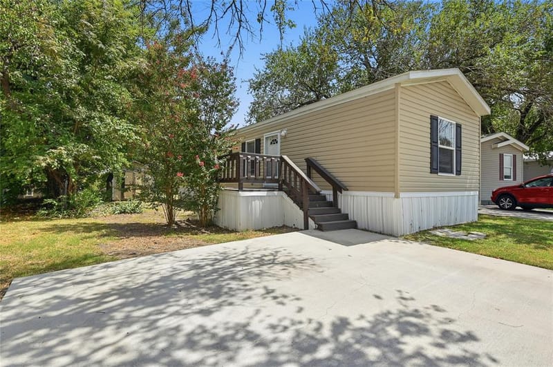 22 1601 E FM 1417, Sherman TX 75090