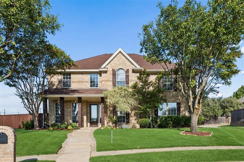 7101 Dutch Elm Court, Garland TX 75044