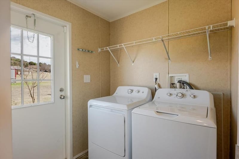 126 Starry Sky Court, Springtown TX 76082 - Photo 17