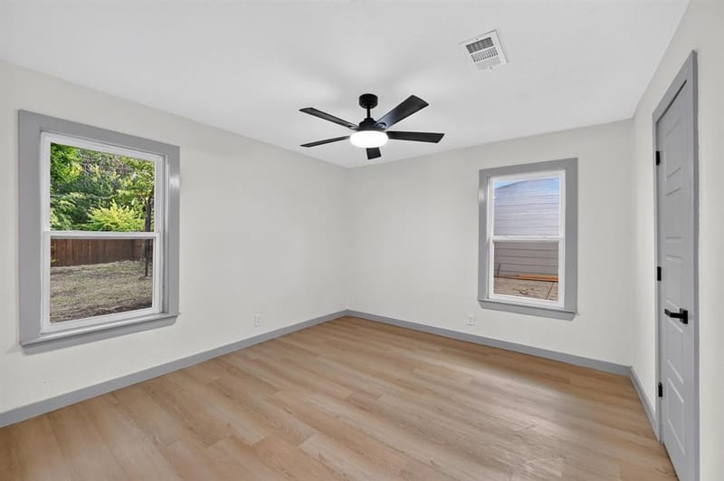 1721 IDA Street, Arlington TX 76010 - Photo 14