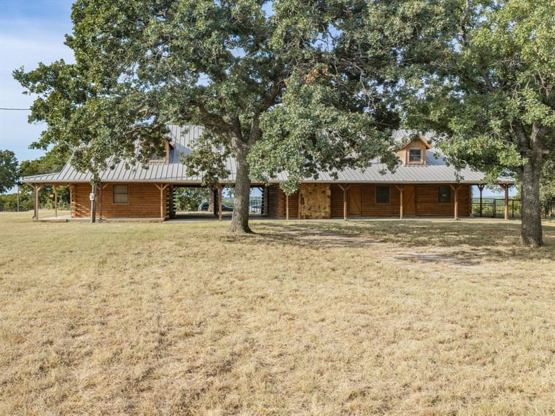 12116 E Fm 174, Bowie TX 76230 - Photo 40