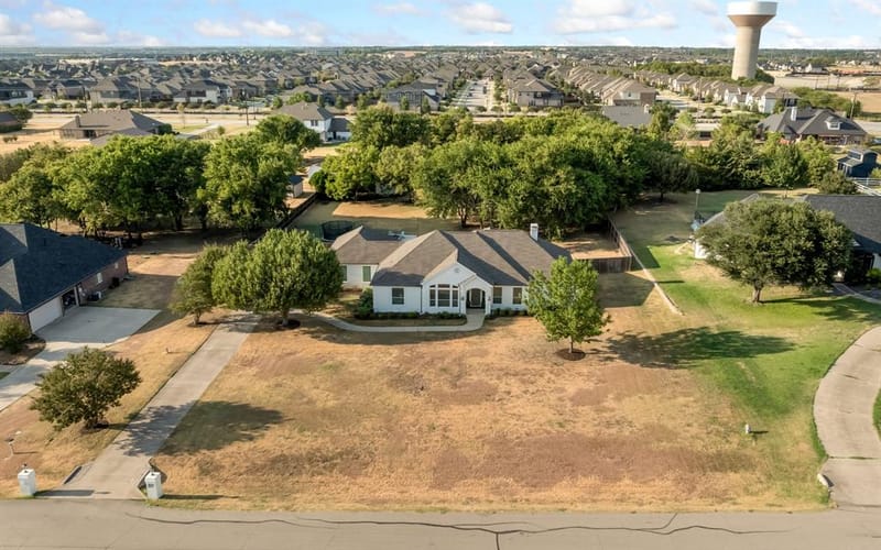 3668 Quail Hollow Street, Celina TX 75009 - Photo 3
