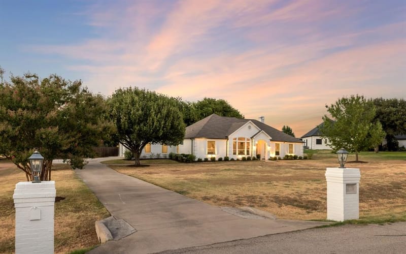 3668 Quail Hollow Street, Celina TX 75009 - Photo 4
