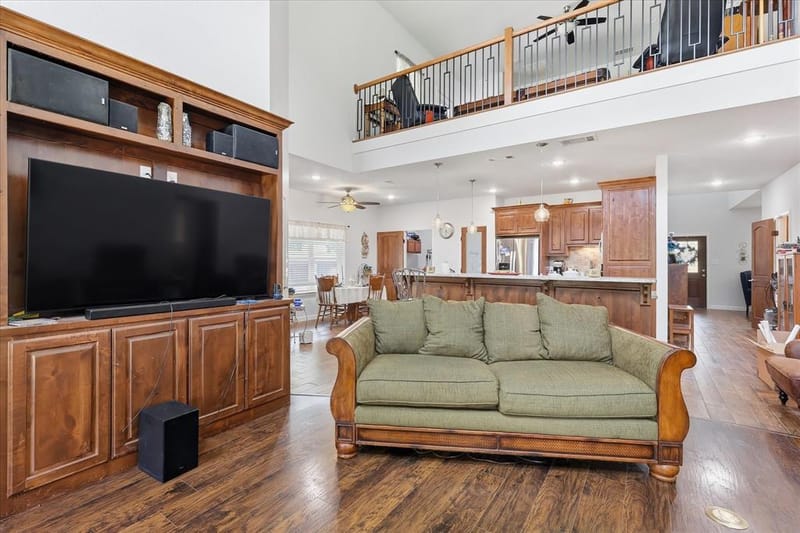 7200 Courtney Drive, Azle TX 76020 - Photo 6