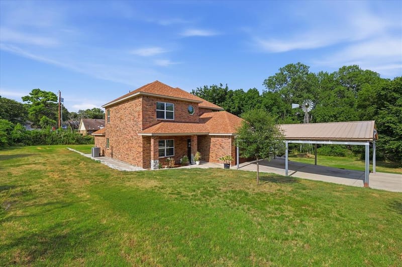 7200 Courtney Drive, Azle TX 76020