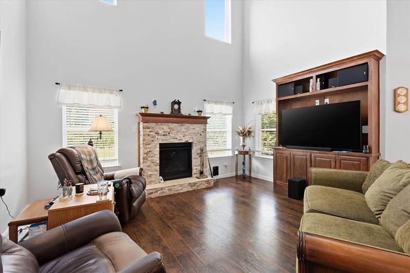 7200 Courtney Drive, Azle TX 76020 - Photo 5