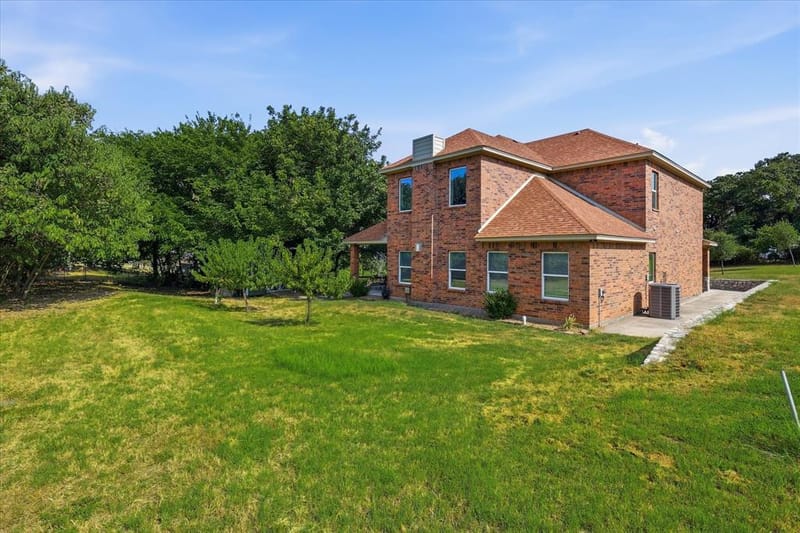 7200 Courtney Drive, Azle TX 76020 - Photo 15