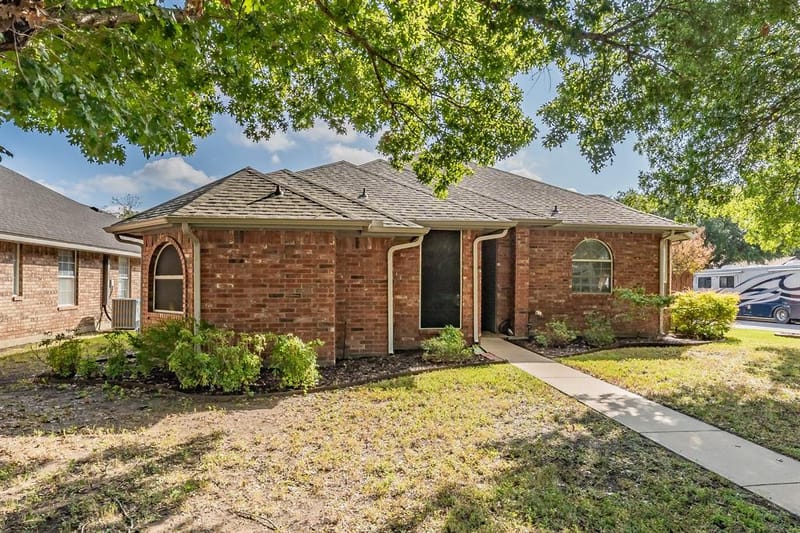 3308 Pheasant Hollow, Denton TX 76207 - Photo 2