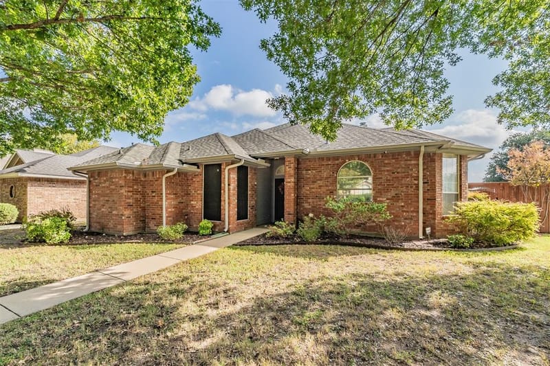 3308 Pheasant Hollow, Denton TX 76207 - Photo 3