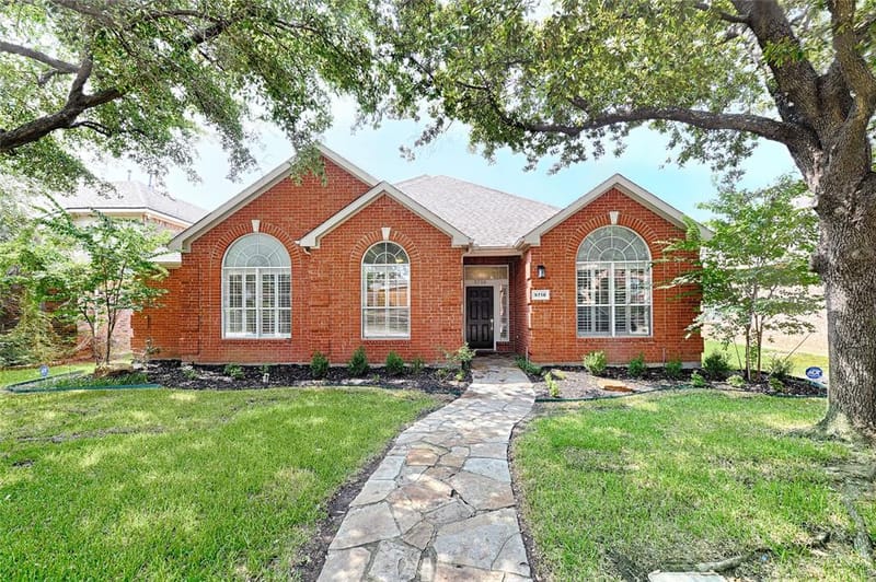 9718 Wolf Creek Drive, Irving TX 75063