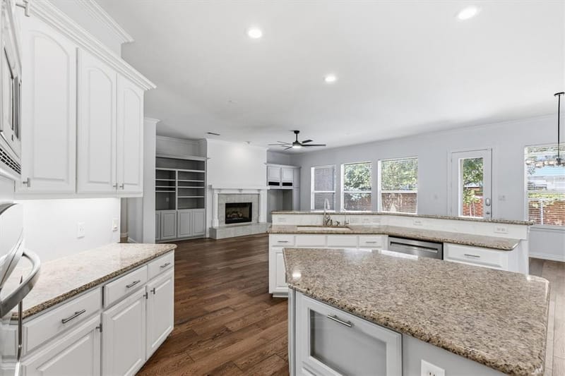 115 Bristol Court, Coppell TX 75019 - Photo 10