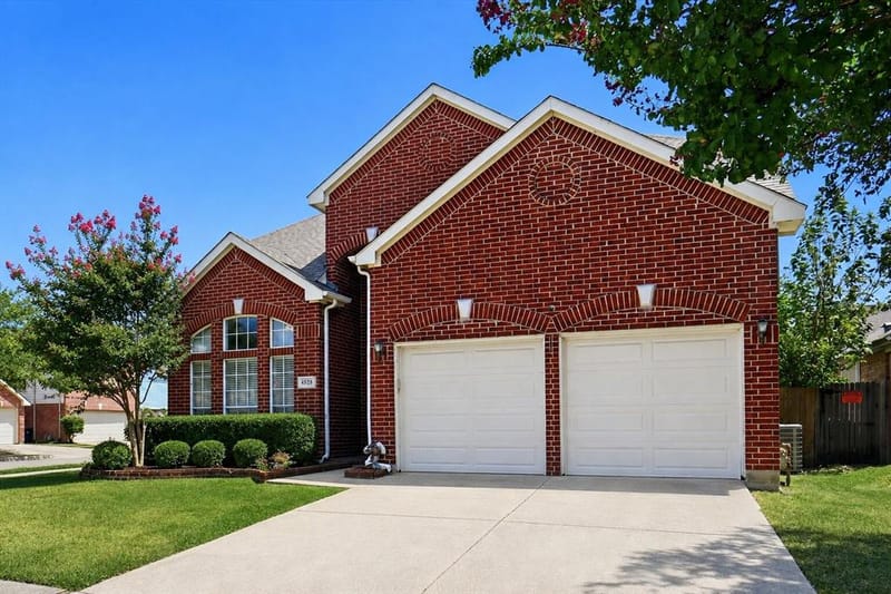 4528 Coconino Court, Fort Worth TX 76137 - Photo 2