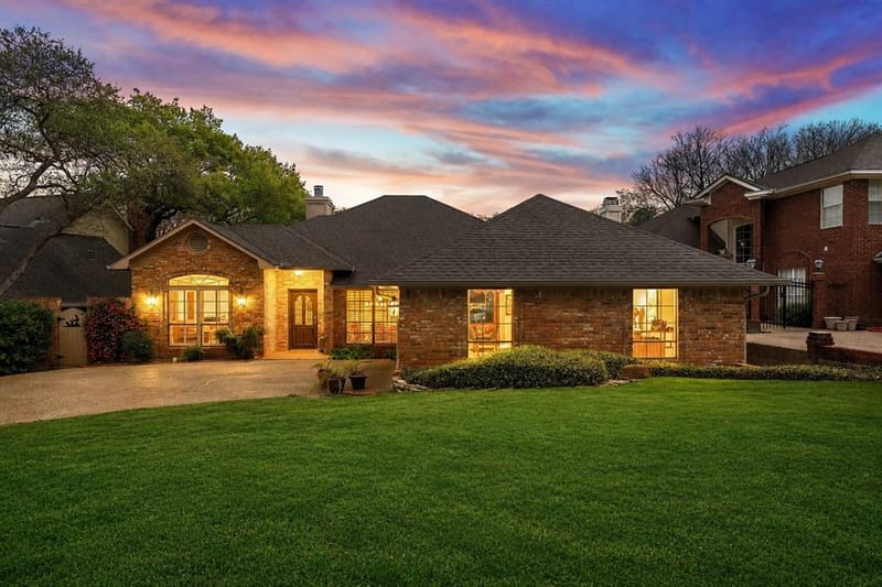 99 Sugar Creek Place, Woodway TX 76712